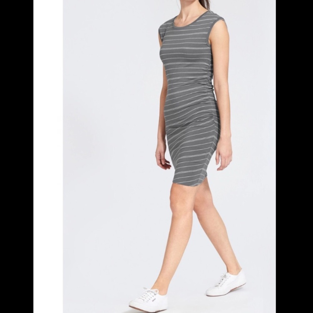 Athleta Carefree Tee Dress LP